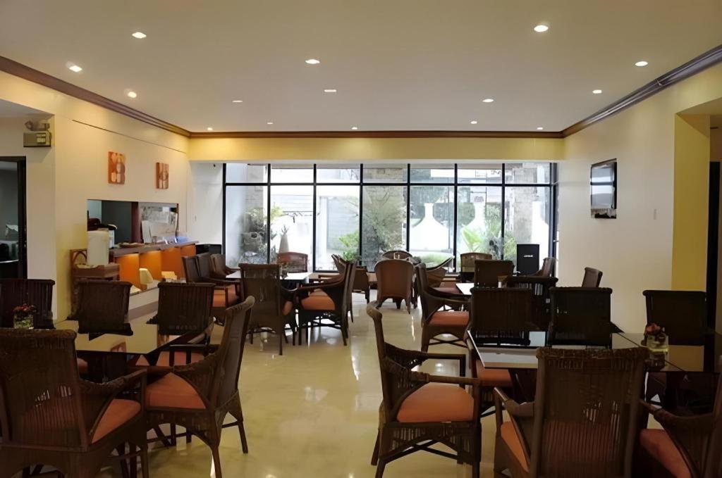 Vacation Hotel Cebu Eksteriør bilde